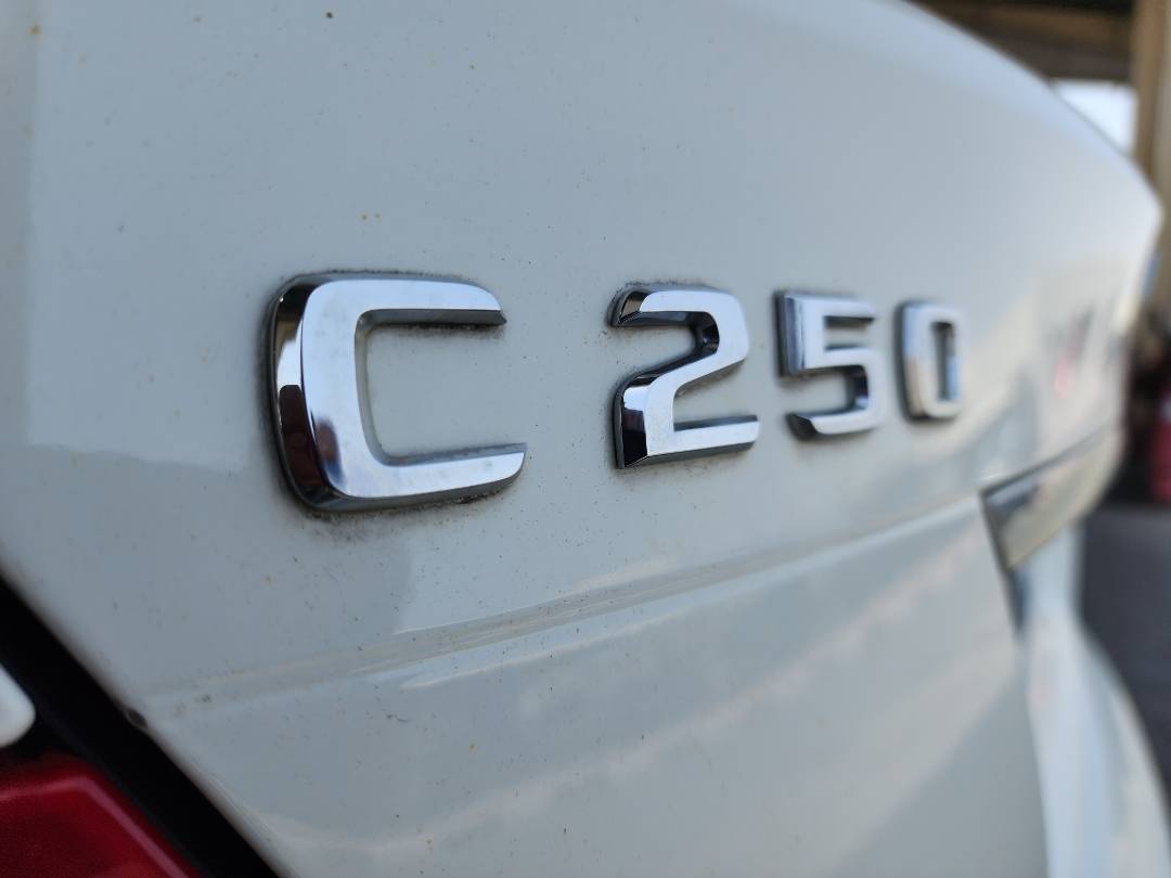 2012 MERCEDES BENZ C-250 — 187502 KM — Lot 610482 - Marhaba Auctions Used Cars - Image 3