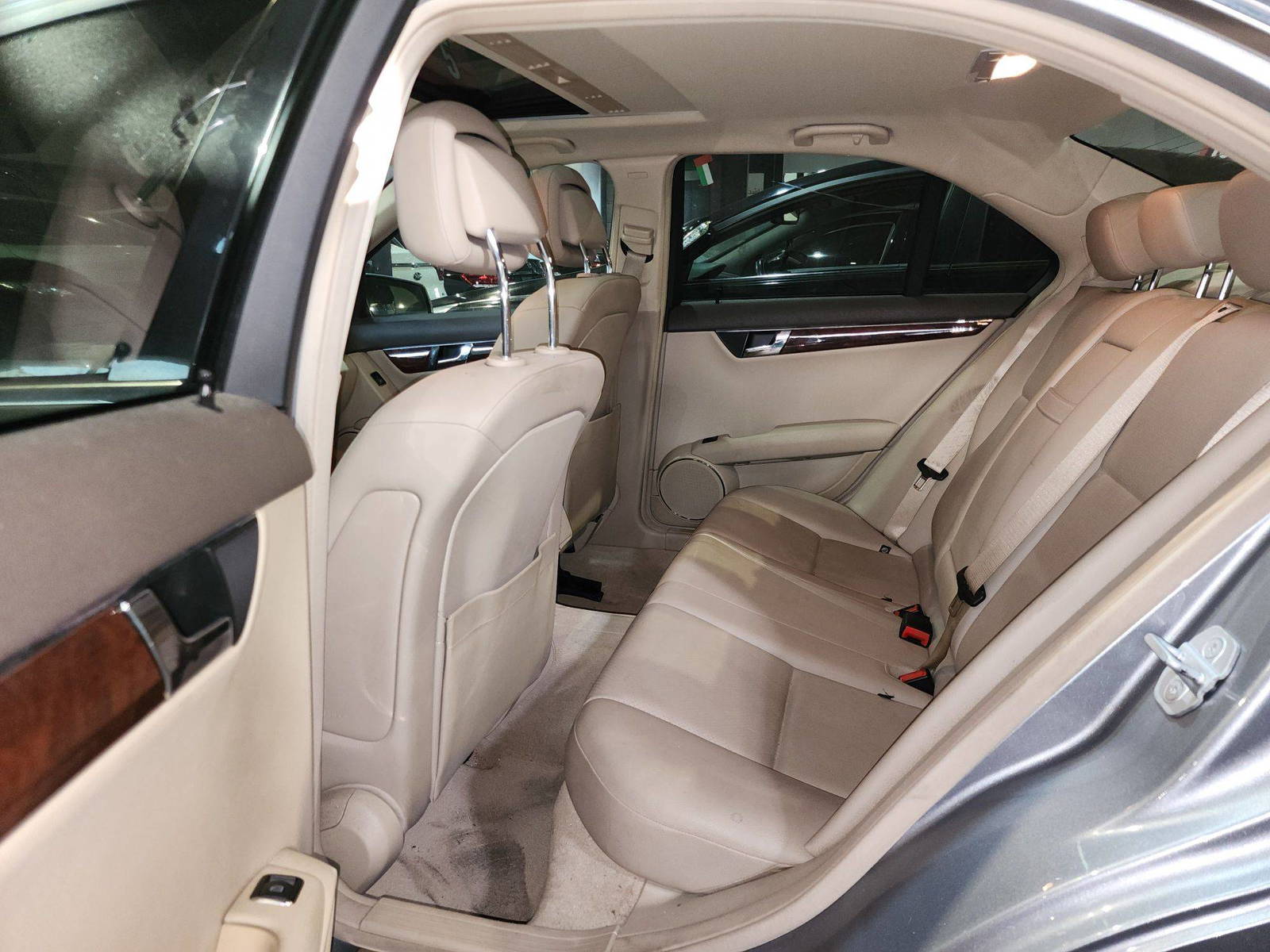 MERCEDES BENZ C300 2011 - Marhaba Auction Used Cars - Image 8