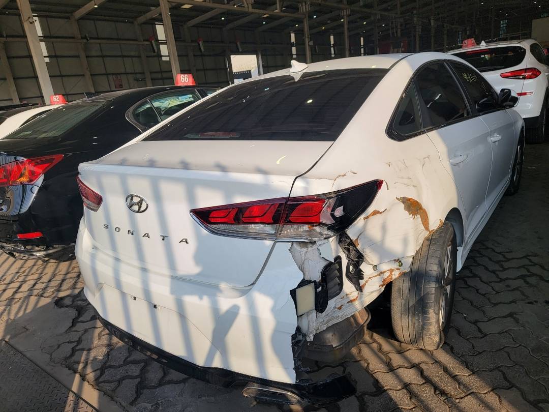 2018 HYUNDAI SONATA — 78182 Miles — Lot 41587210 — Main - Marhaba Auctions Used Cars - Image 5