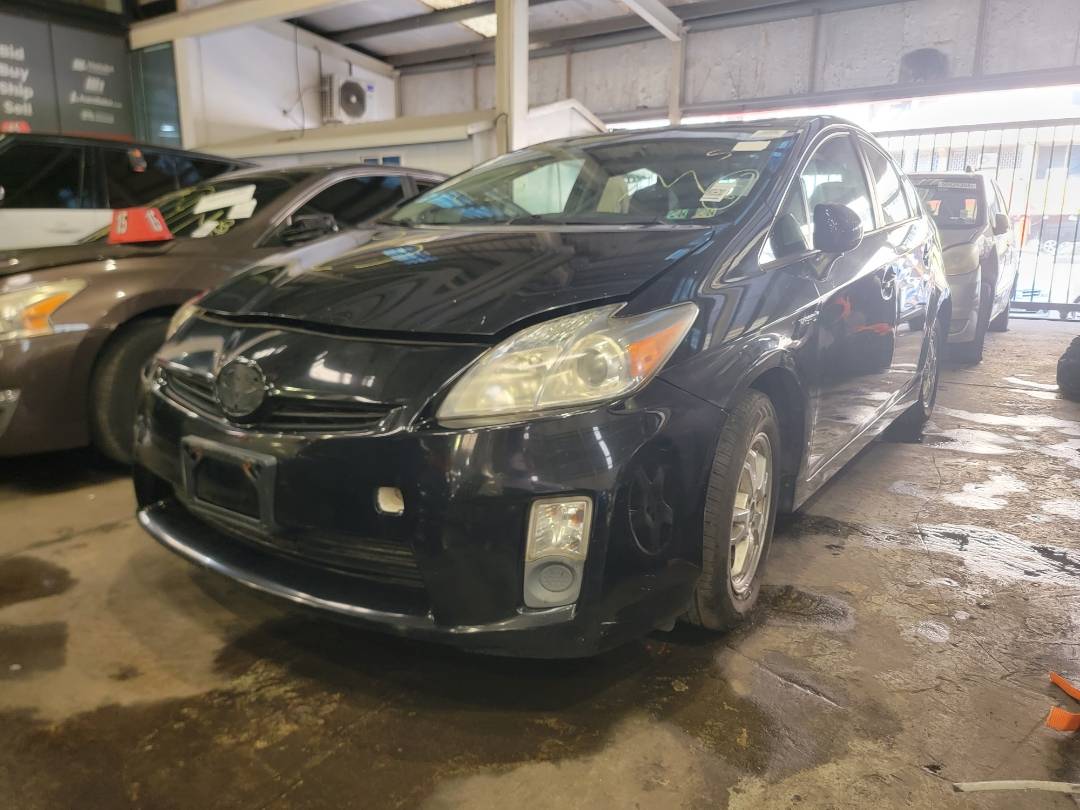 2010 TOYOTA PRIUS — 310350 Miles — Lot 4226482 — Main - Marhaba Auctions Used Cars - Image 5