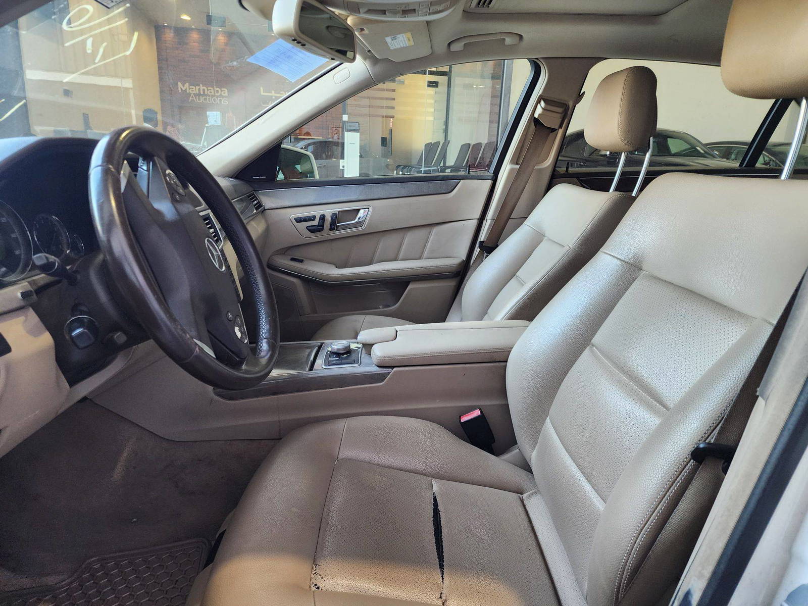 2010 MERCEDES BENZ E 350 — 209937 Miles — Lot 40132204 — Al Quoz - Marhaba Auctions Used Cars - Image 9