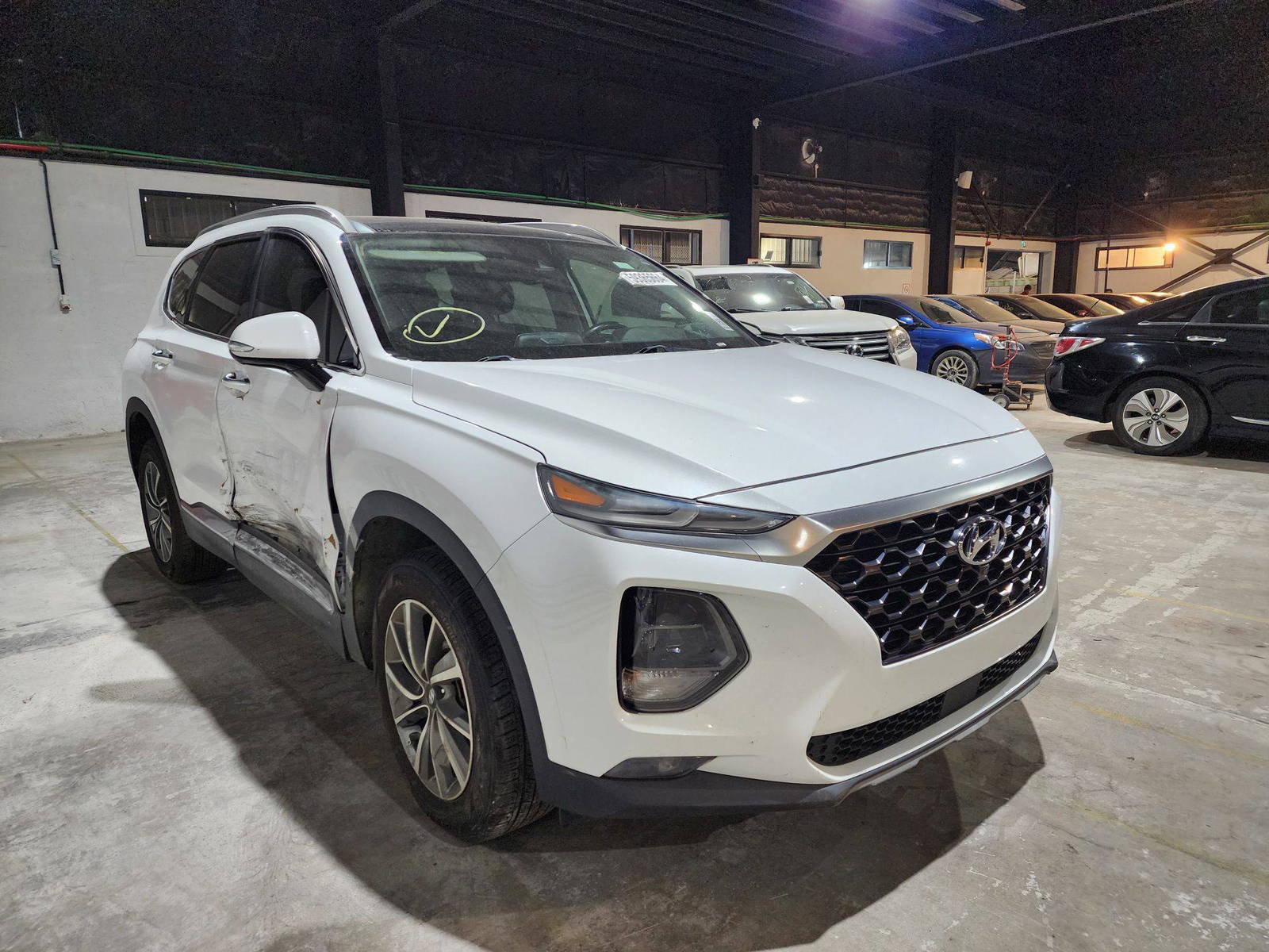 2019 HYUNDAI SANTA FE — 129475 Miles — Lot 39395 — Al Quoz - Marhaba Auctions Used Cars - Image 3