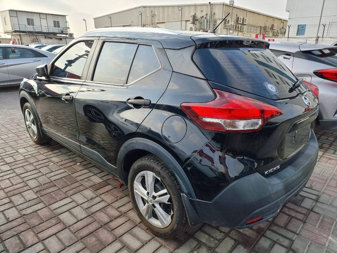 2019 NISSAN KICKS — 147203 Miles — Lot 215478 — Main - Marhaba Auctions Used Cars - Image 5