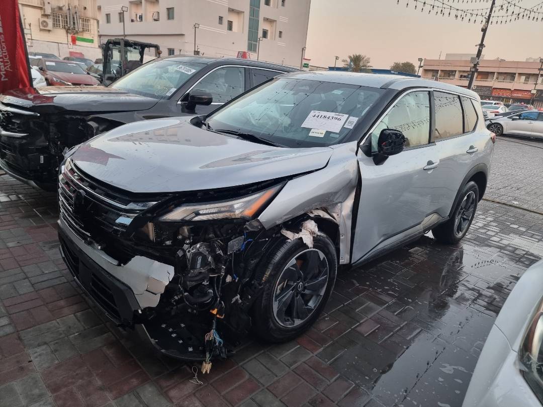NISSAN ROGUE 2024 - Marhaba Auction Used Cars - Image 4