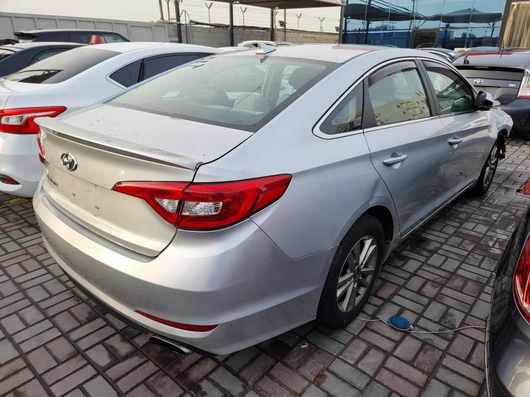2016 HYUNDAI SONATA — 159902 Miles — Lot 342231 — Ind. 12 - Marhaba Auctions Used Cars - Image 4