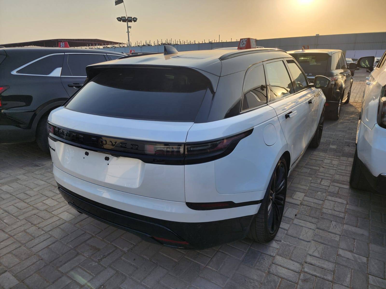2025 LAND ROVER RANGE ROVER VELAR — 8816 KM — Lot 57614055 - Marhaba Auctions Used Cars - Image 6