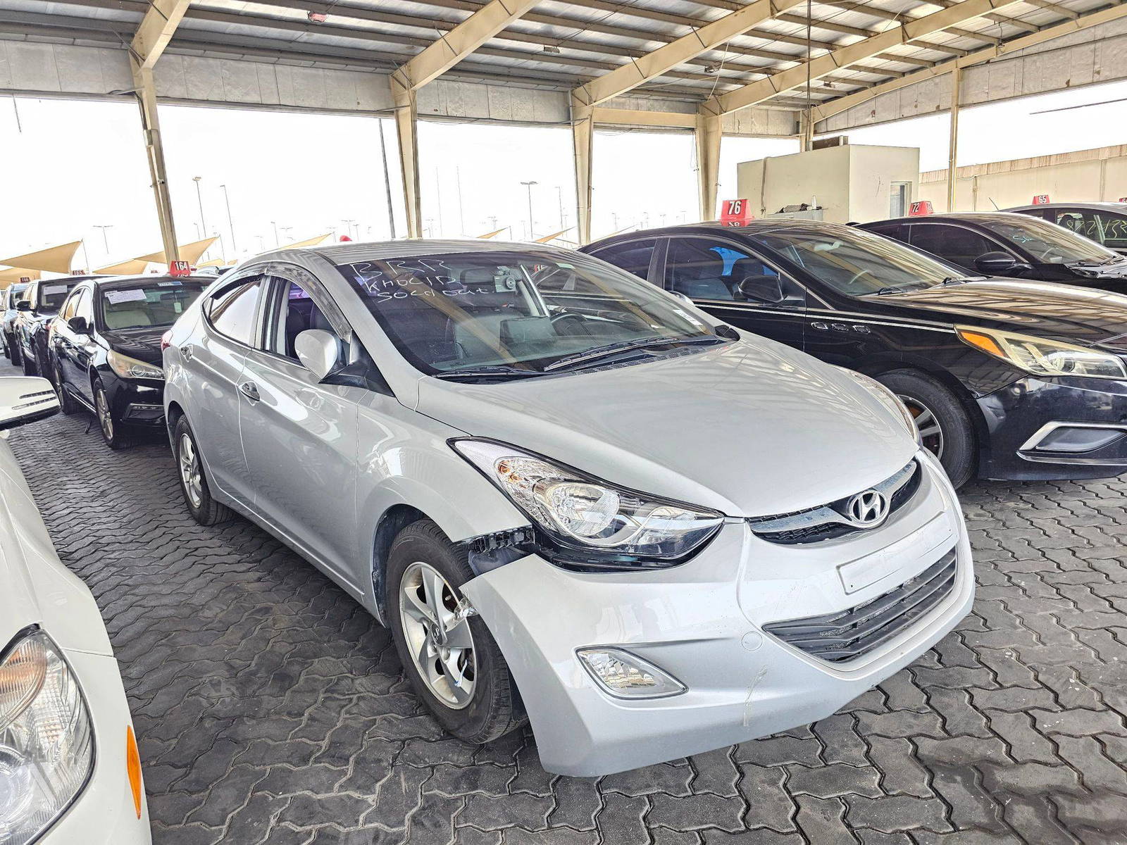 2013 HYUNDAI AVANTE — 198760 KM — Lot 739739 — Ind. 12 - Marhaba Auctions Used Cars - Image 4