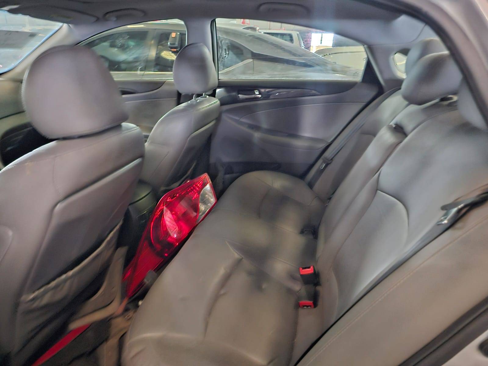 2012 HYUNDAI SONATA — 263684 Miles — Lot 73302845 — Main - Marhaba Auctions Used Cars - Image 5