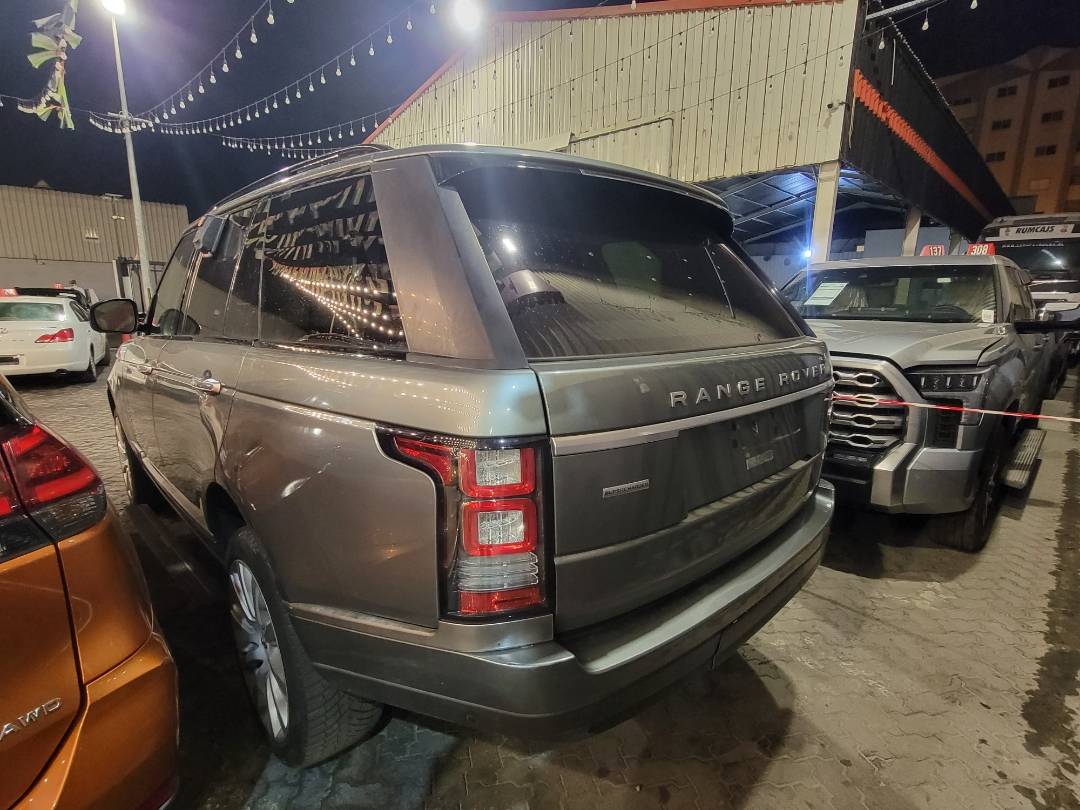 2015 LAND ROVER RANGE ROVER — 170035 KM — Lot 1FA202359 — AutoBaba - Marhaba Auctions Used Cars - Image 5