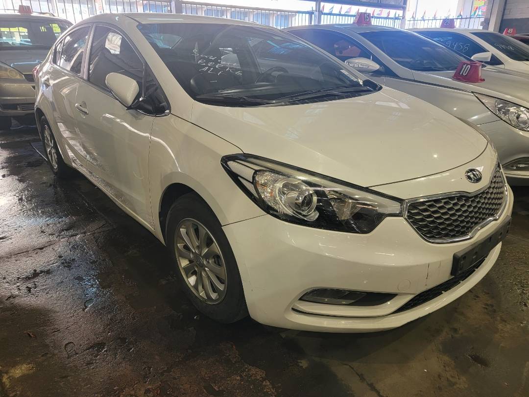 2013 KIA K3 — 144012 KM — Lot 10703 — Main - Marhaba Auctions Used Cars - Image 3