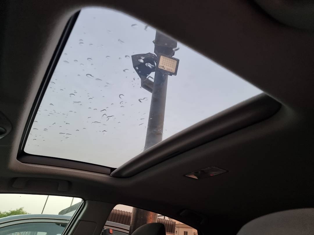 TOYOTA PRIUS 2010 - Marhaba Auction Used Cars - Image 8