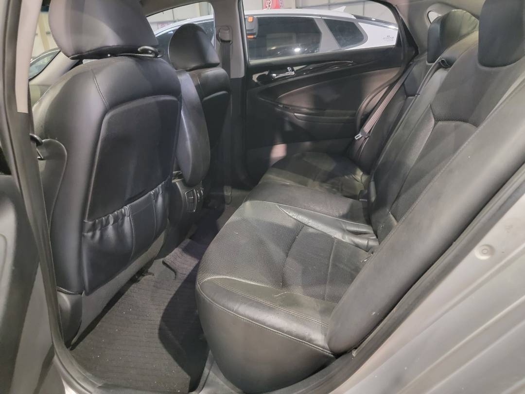 2011 HYUNDAI SONATA — 290619 KM — Lot 285856 — Main - Marhaba Auctions Used Cars - Image 8