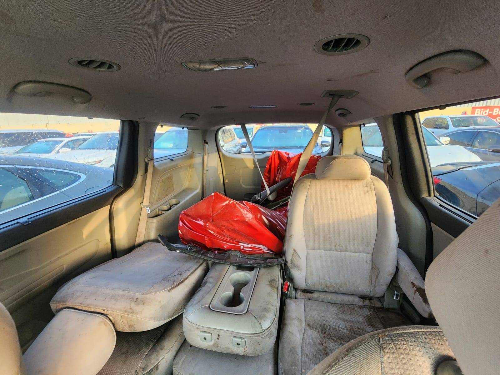 KIA SEDONA 2016 - Marhaba Auction Used Cars - Image 8