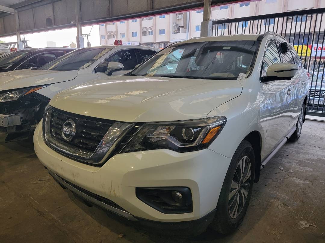 2017 NISSAN PATHFINDER — 179635 Miles — Lot 7HC635957 — Main - Marhaba Auctions Used Cars - Image 5