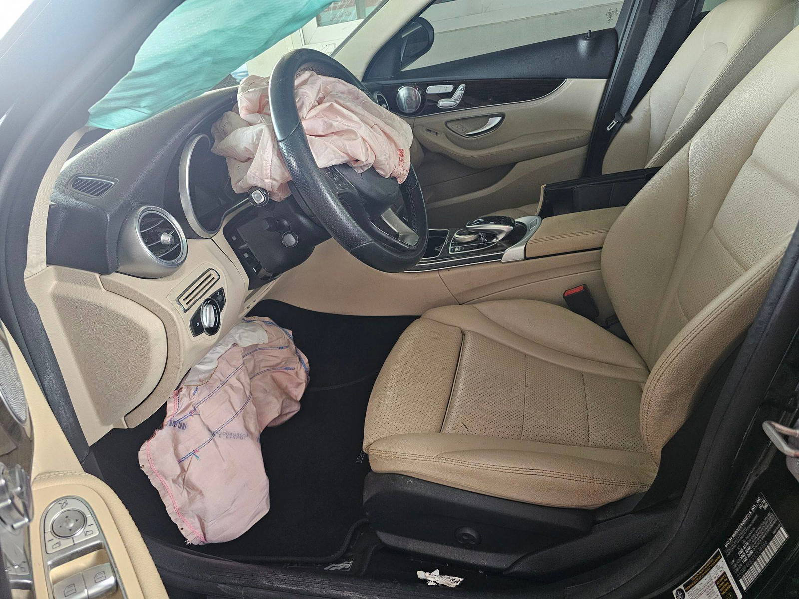 MERCEDES BENZ C300 2016 - Marhaba Auction Used Cars - Image 7