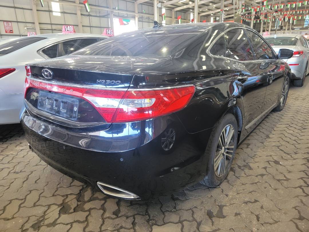 2013 HYUNDAI GRANDEUR — 62560 KM — Lot 269583 — Main - Marhaba Auctions Used Cars - Image 4