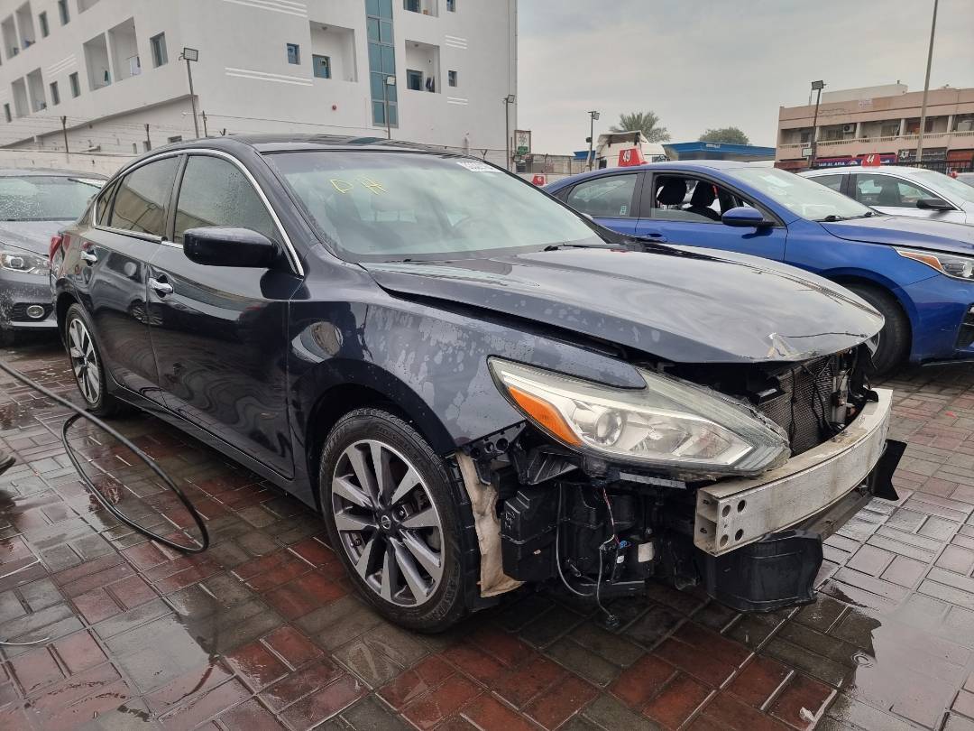 2017 NISSAN ALTIMA — 146383 Miles — Lot 215487 — Ind. 12 - Marhaba Auctions Used Cars - Image 4
