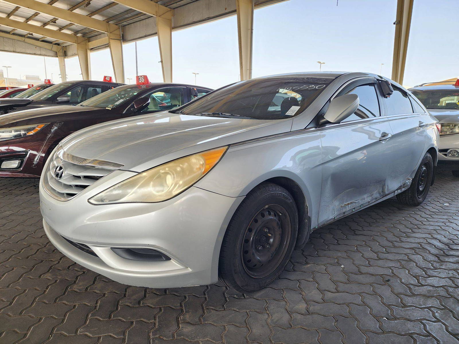 2012 HYUNDAI SONATA — 106417 Miles — Lot 55994664 — Souq - Marhaba Auctions Used Cars - Image 5