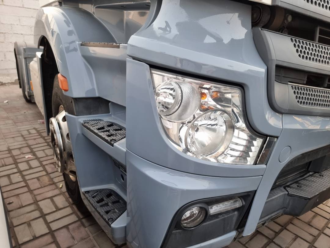 2018 MERCEDES BENZ ACTROS 1845 — 705007 KM — Lot 994730 — Ind. 12 - Marhaba Auctions Used Cars - Image 11