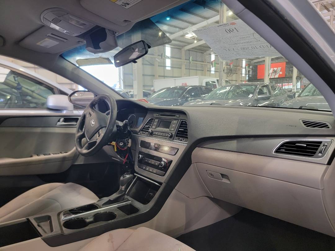2015 HYUNDAI SONATA — 121191 Miles — Lot 71431483 — Main - Marhaba Auctions Used Cars - Image 6