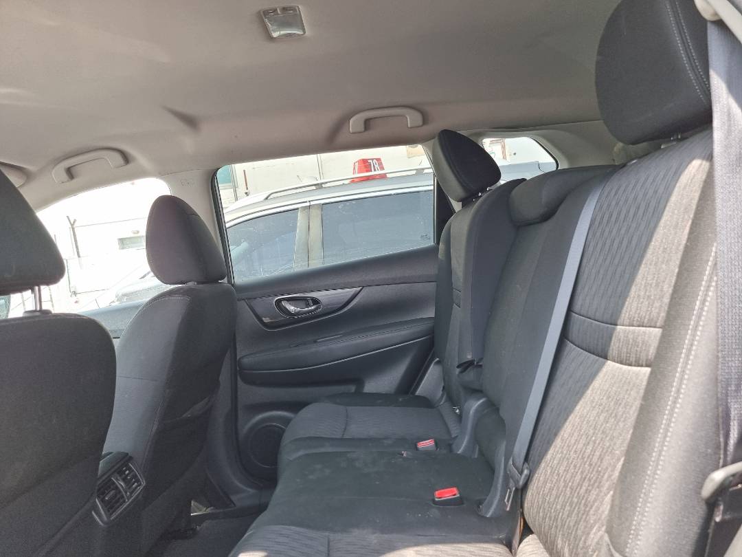 2018 NISSAN ROGUE — 92738 Miles — Lot 43099664 — Ind. 12 - Marhaba Auctions Used Cars - Image 6