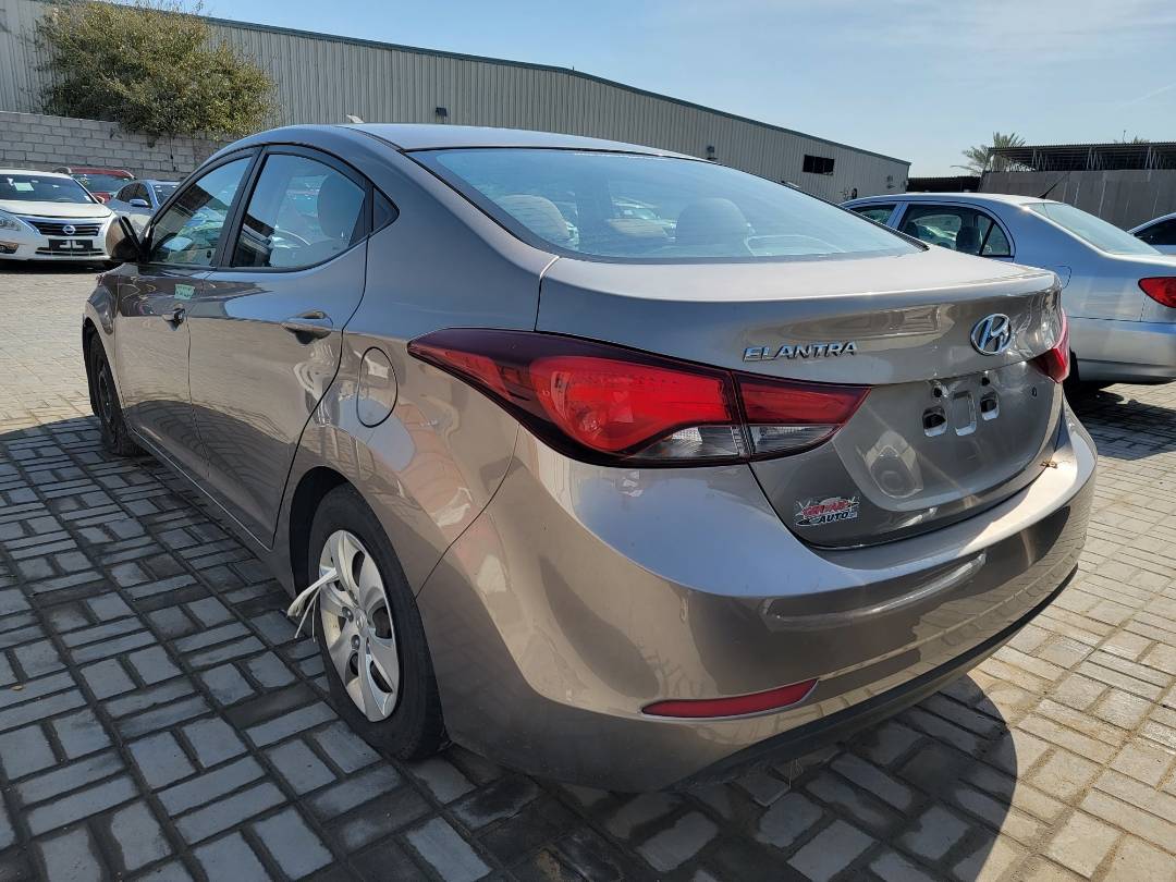 2016 HYUNDAI ELANTRA — 195484 KM — Lot H798455 — Main - Marhaba Auctions Used Cars - Image 3