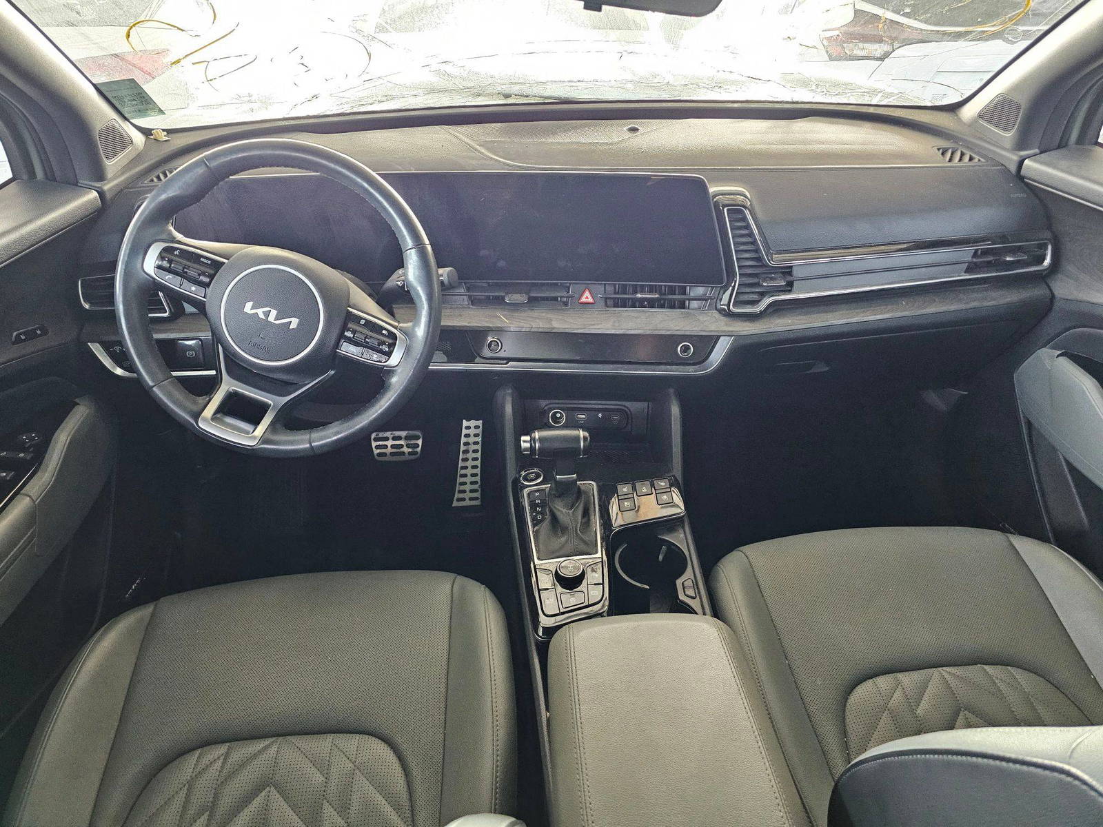 2023 KIA SPORTAGE — sold — 107840 Miles — Lot 67786725 — Souq - Marhaba Auctions Used Cars - Image 6