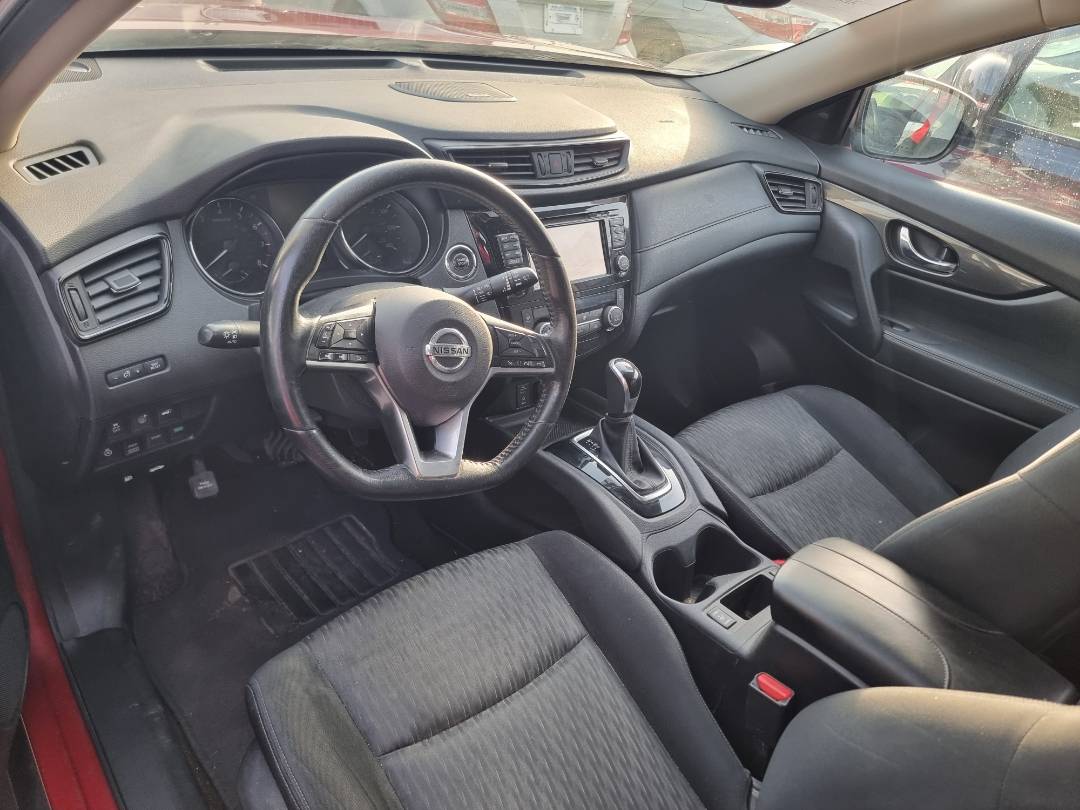 NISSAN ROGUE 2017 - Marhaba Auction Used Cars - Image 8