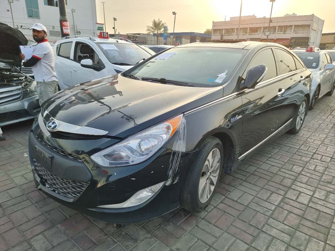 HYUNDAI SONATA