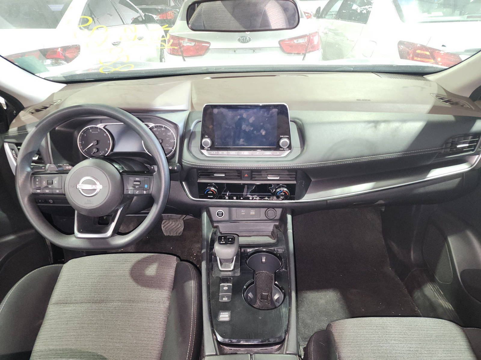 NISSAN ROGUE 2023 - Marhaba Auction Used Cars - Image 8