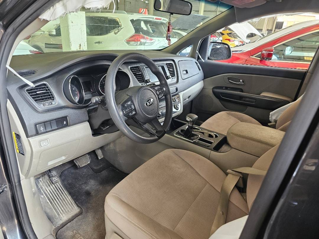 2019 KIA SEDONA — 266325 KM — Lot 20206546 — Main - Marhaba Auctions Used Cars - Image 6