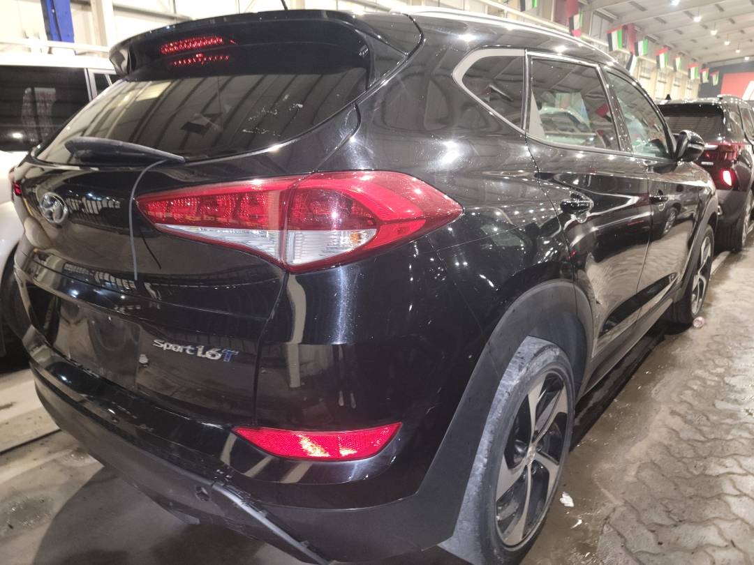 2016 HYUNDAI TUCSON — 101848 Miles — Lot 73318903 - Marhaba Auctions Used Cars - Image 4