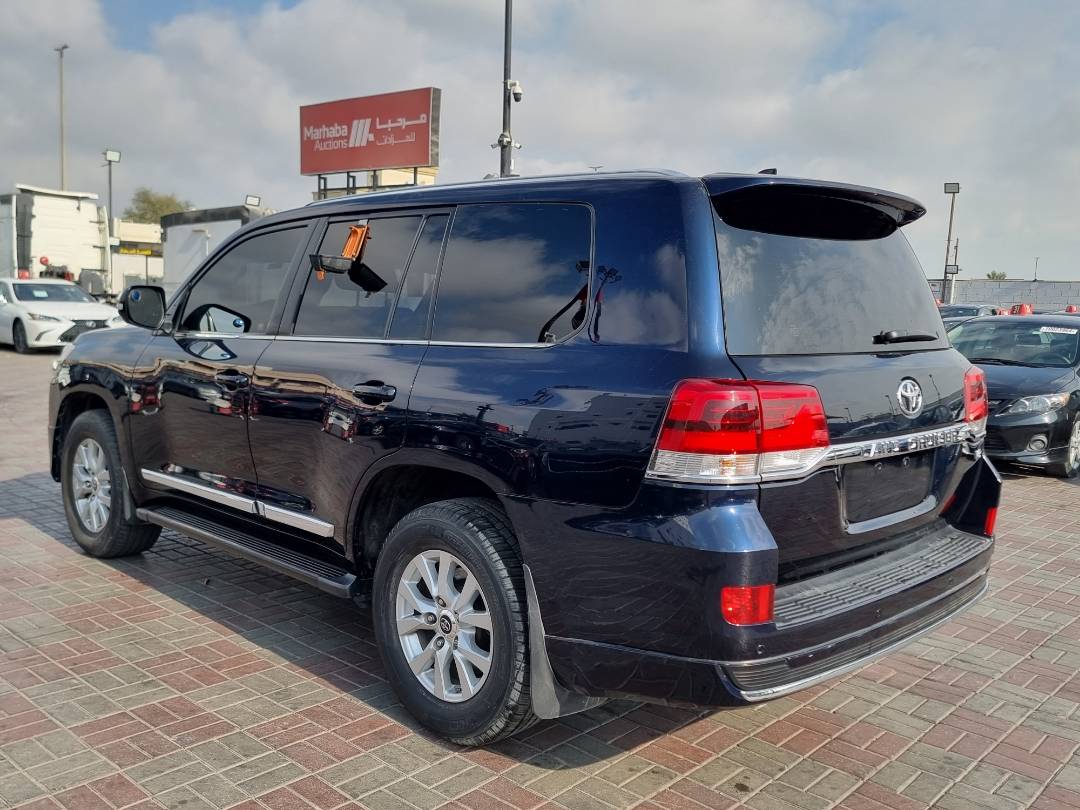 2019 TOYOTA LAND CRUISER — 91041 KM — Lot 215487 — Main - Marhaba Auctions Used Cars - Image 3