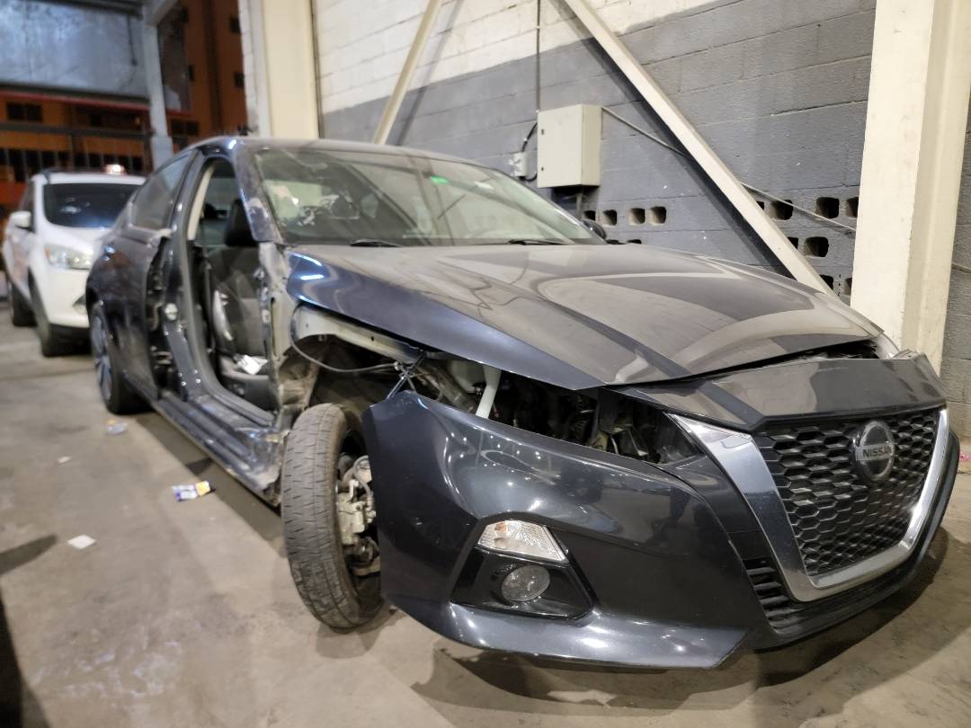 2019 NISSAN ALTIMA — 155608 Miles — Lot C117440 — Main - Marhaba Auctions Used Cars - Image 5