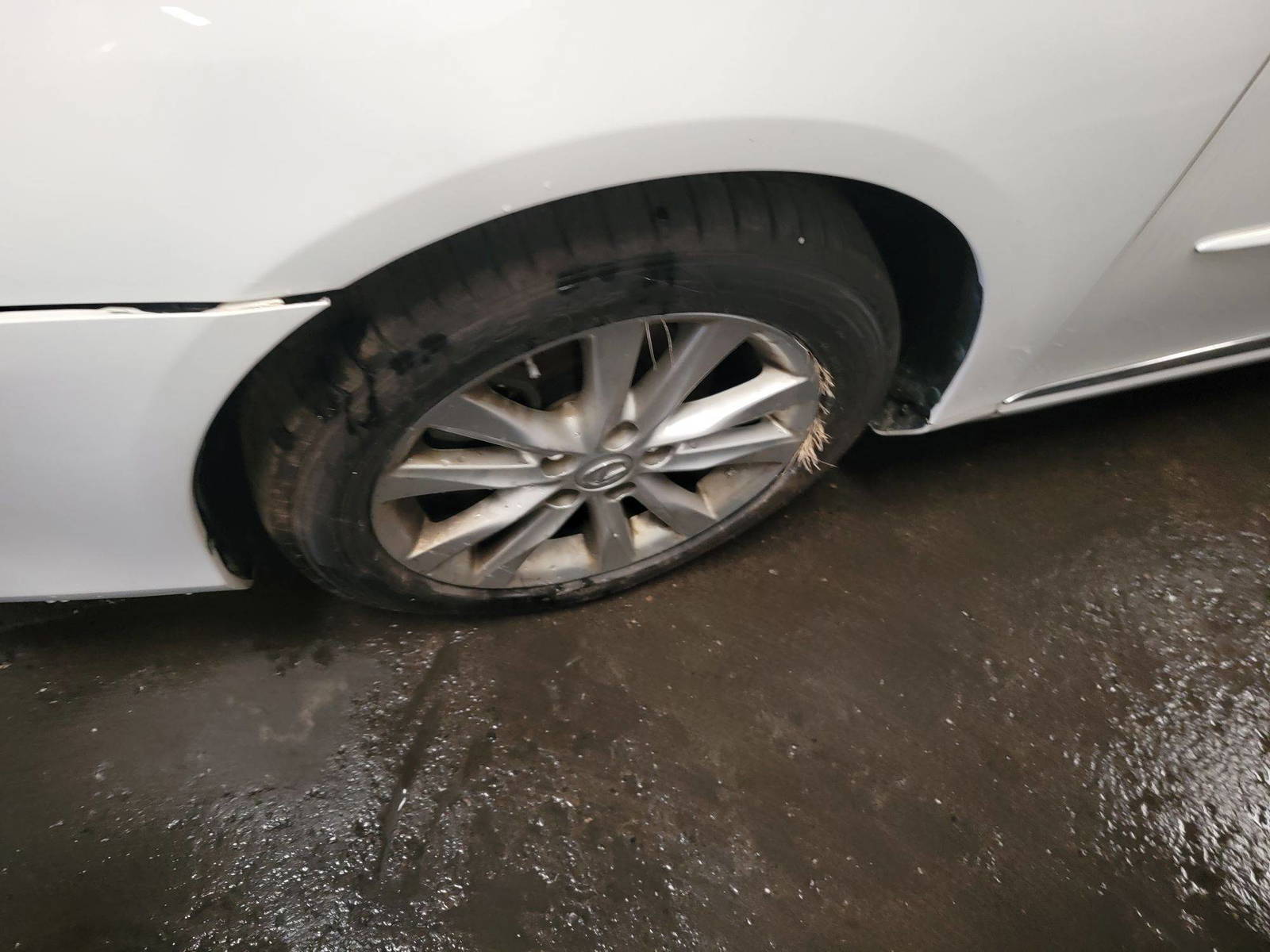 2011 LEXUS ES 350 — 152576 Miles — Lot B2442437 — Main - Marhaba Auctions Used Cars - Image 6