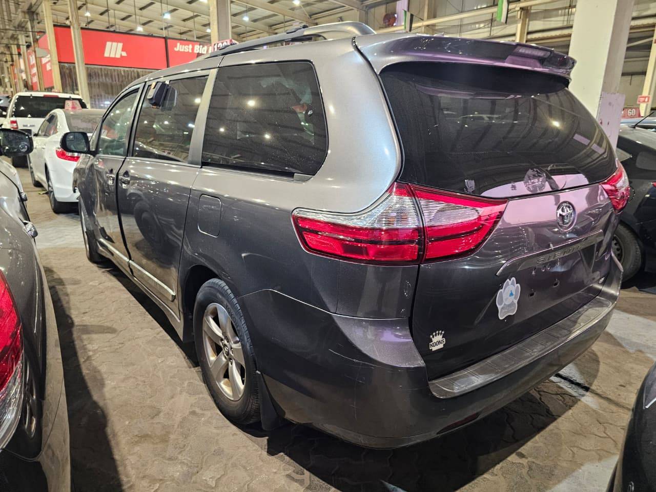 TOYOTA SIENNA 2018 - Marhaba Auction Used Cars - Image 5