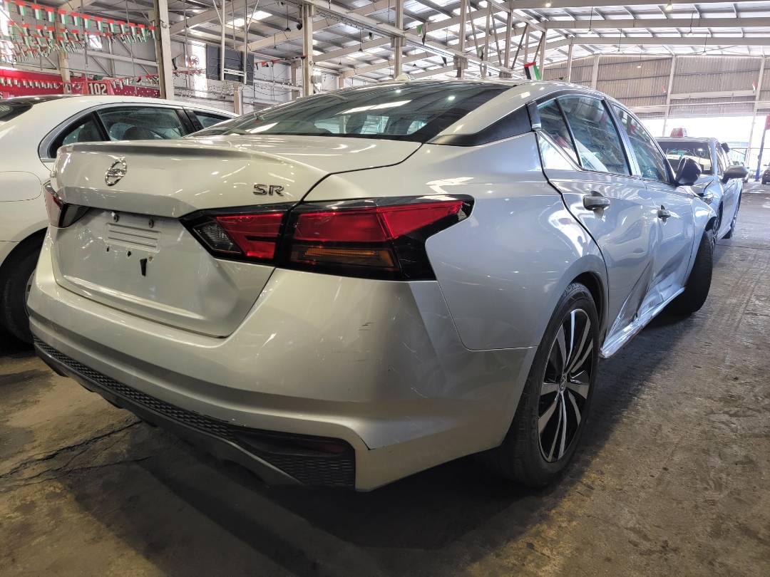 2019 NISSAN ALTIMA — 107753 Miles — Lot 6KC210043 — Main - Marhaba Auctions Used Cars - Image 3