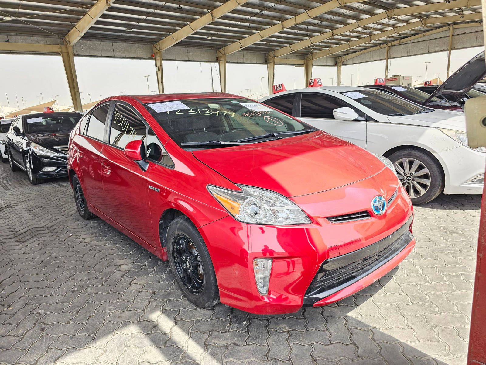 2015 TOYOTA PRIUS — 193380 Miles — Lot 9F1876979 — Souq - Marhaba Auctions Used Cars - Image 5