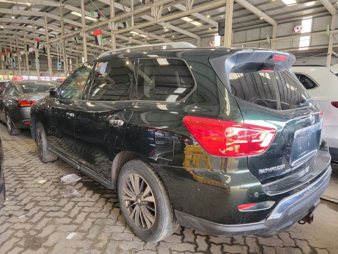 2018 NISSAN PATHFINDER — 117089 Miles — Lot 836140 — Main - Marhaba Auctions Used Cars - Image 3