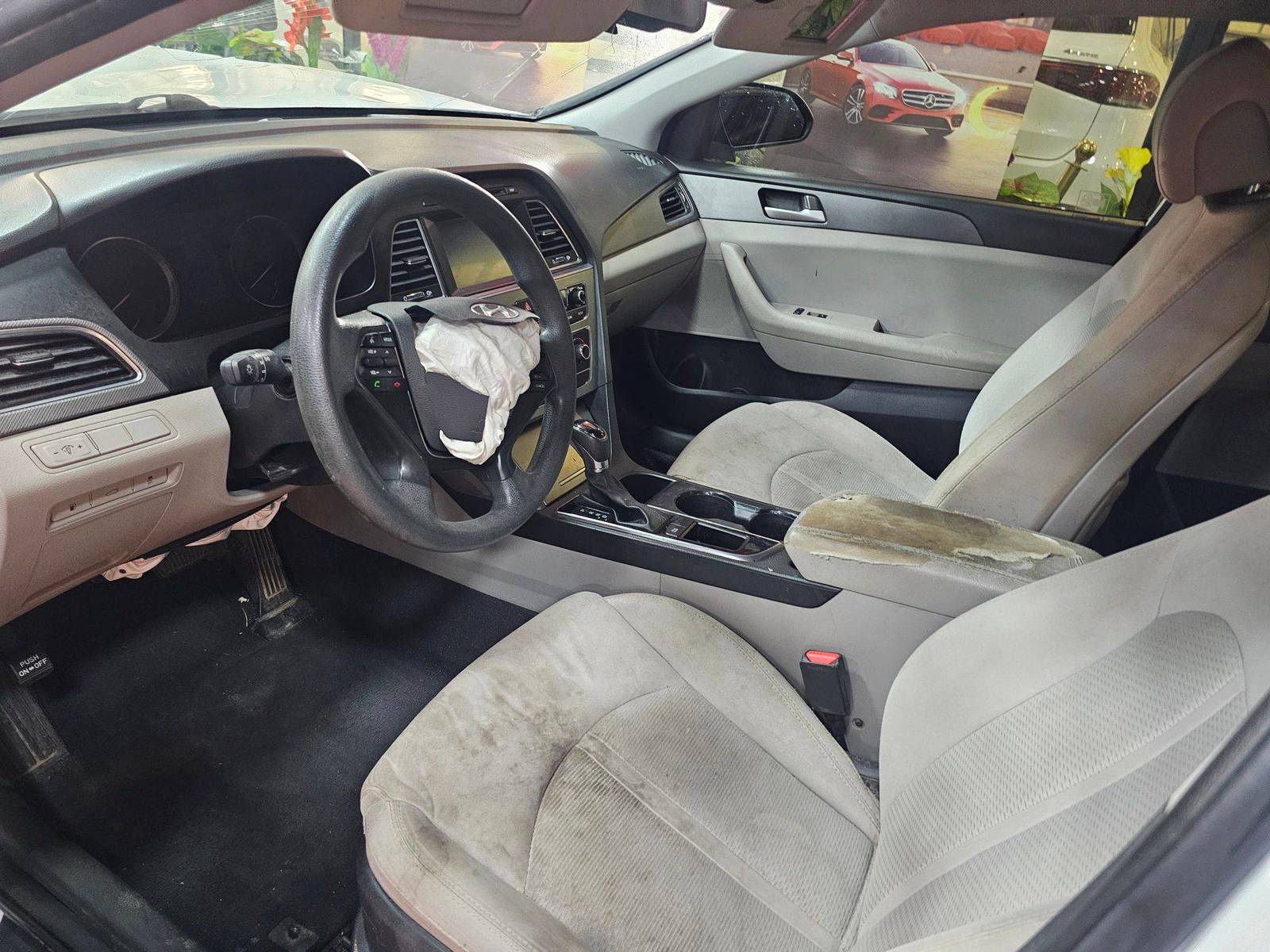 HYUNDAI SONATA 2016 - Marhaba Auction Used Cars - Image 8