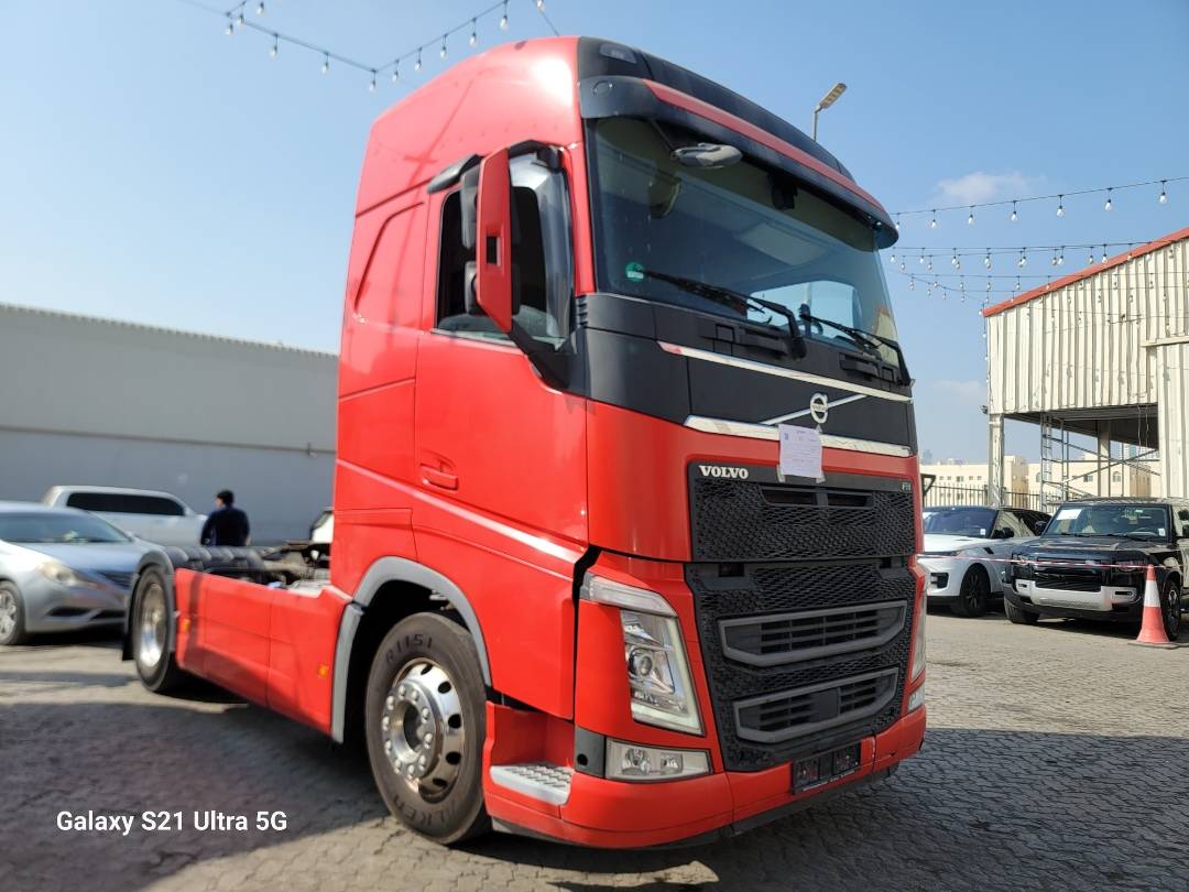 2017 VOLVO FH-Series — 1133036 KM — Lot A808967 — Al Quoz - Marhaba Auctions Used Cars - Image 3