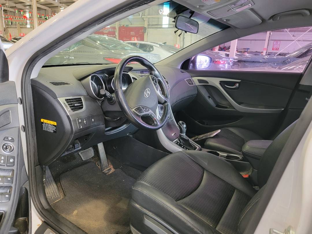 2014 HYUNDAI AVANTE — 93698 KM — Lot EU085544 — Main - Marhaba Auctions Used Cars - Image 15