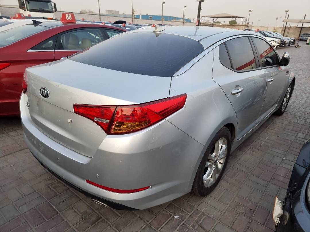 2011 KIA K5 — 81280 KM — Lot 167374 — Main - Marhaba Auctions Used Cars - Image 4