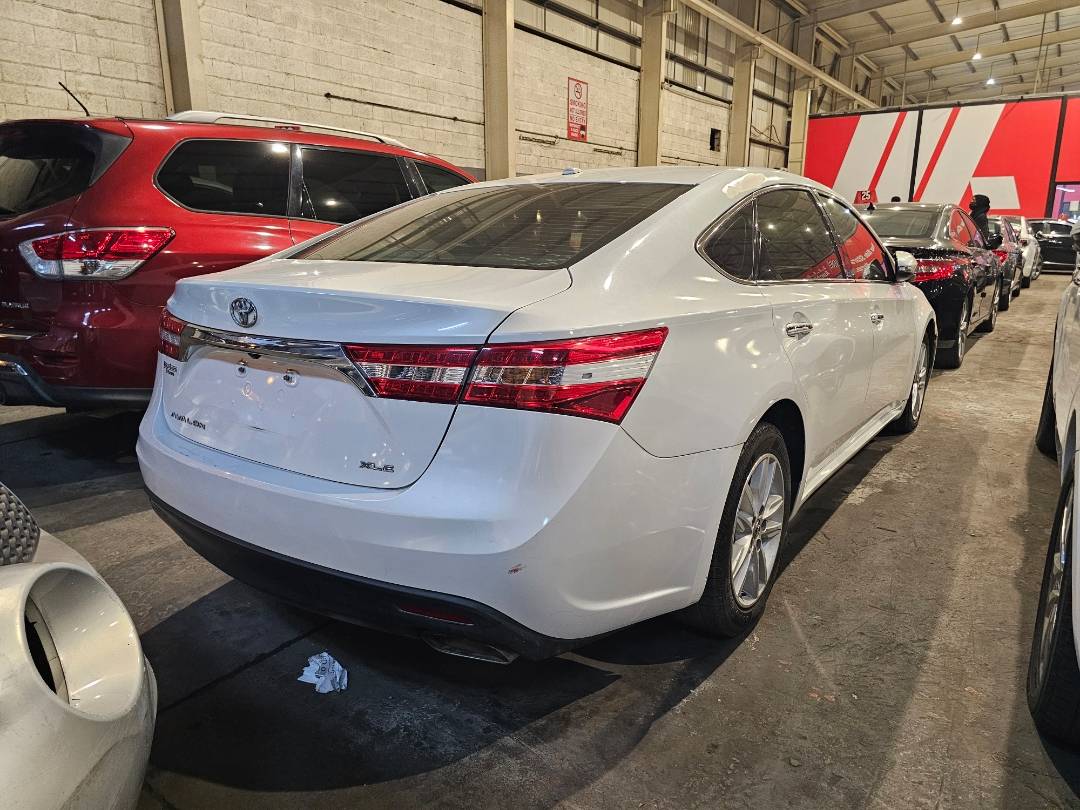 2015 TOYOTA AVALON — 220578 Miles — Lot U137429 — Main - Marhaba Auctions Used Cars - Image 6
