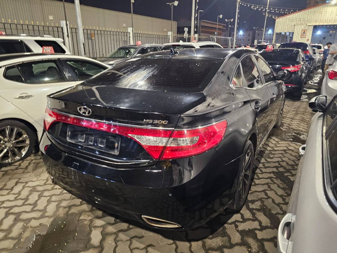 2011 HYUNDAI GRANDEUR — 163966 KM — Lot BA003746 — Main - Marhaba Auctions Used Cars - Image 3