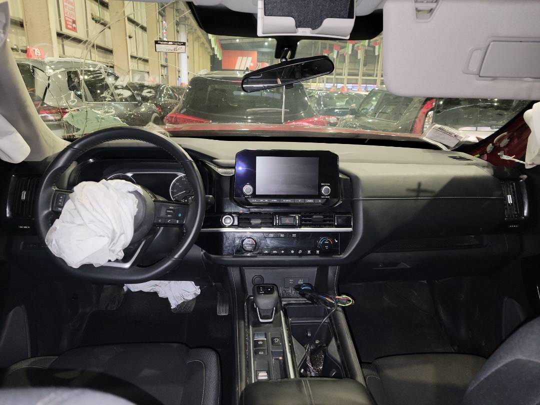 2022 NISSAN PATHFINDER — 17479 Miles — Lot C261127 — Main - Marhaba Auctions Used Cars - Image 8