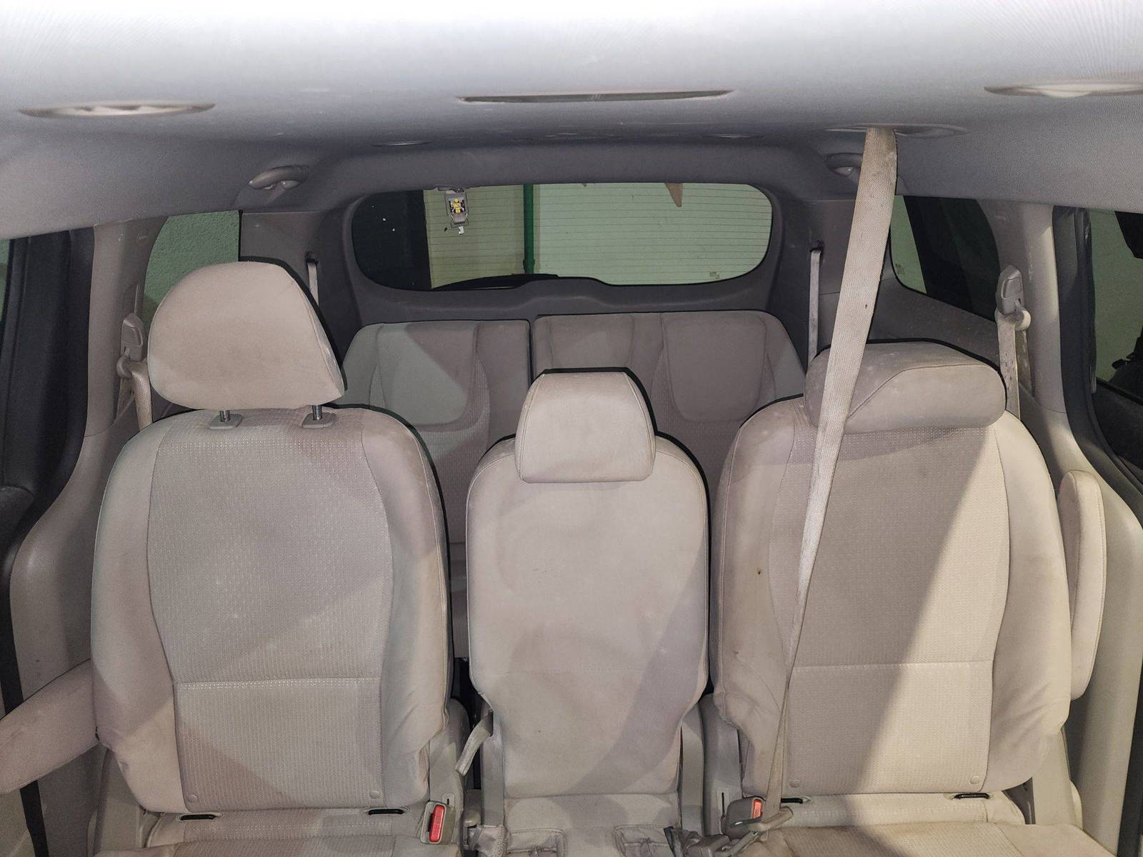 KIA SEDONA 2017 - Marhaba Auction Used Cars - Image 8