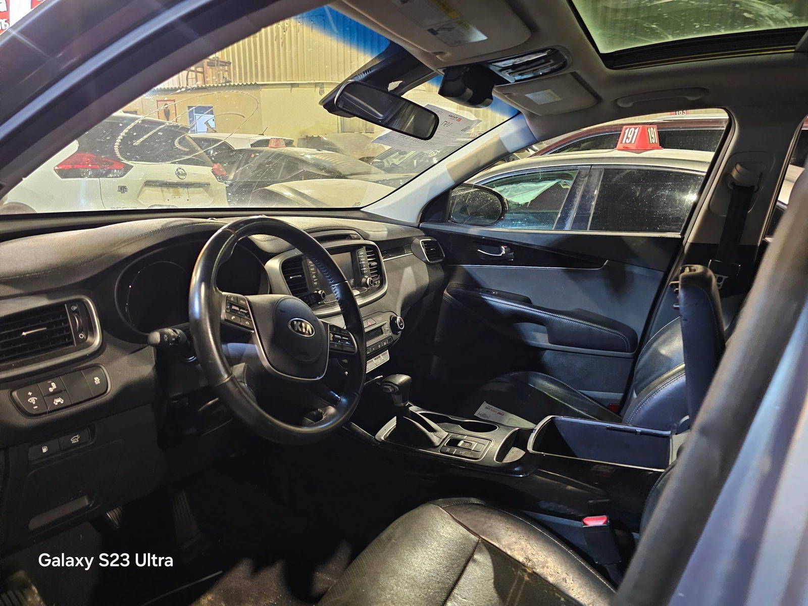 KIA SORENTO 2019 - Marhaba Auction Used Cars - Image 8