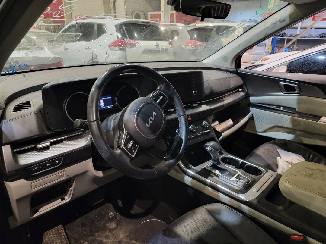 2022 KIA CARNIVAL LX — 29731 Miles — Lot 40108950 — Main - Marhaba Auctions Used Cars - Image 9