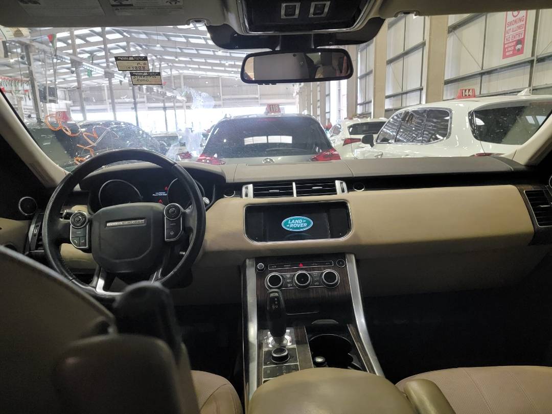 2014 LAND ROVER RANGE ROVER SPORT — 103888 Miles — Lot 41333481 — Souq - Marhaba Auctions Used Cars - Image 8